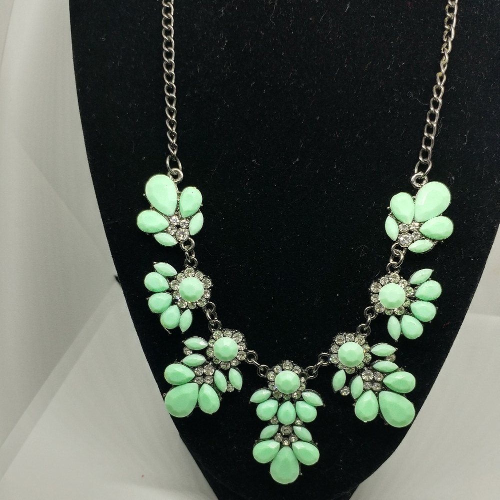 Green and Crystal Flowering Necklace